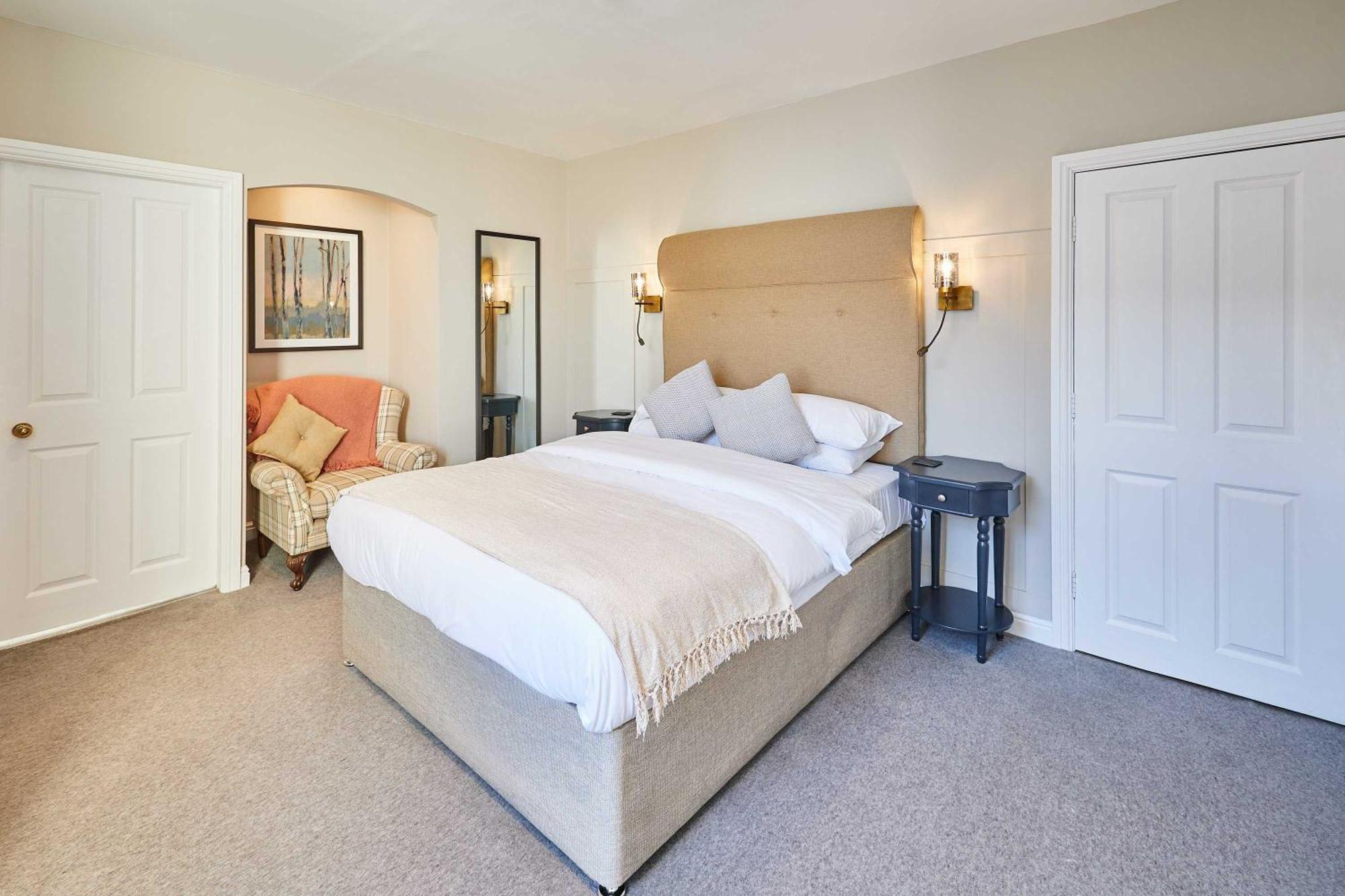 Host & Stay - The Raven Hotel ماتش وينلوك الغرفة الصورة