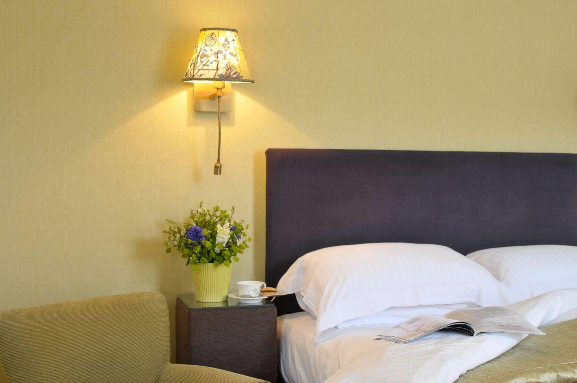 Host & Stay - The Raven Hotel ماتش وينلوك المظهر الخارجي الصورة